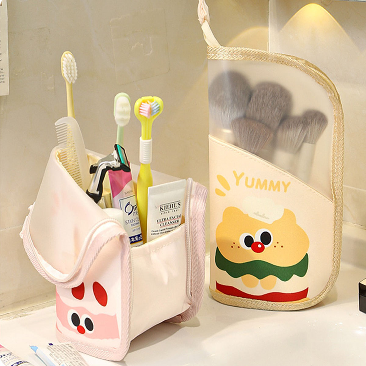 حقيبة مستحضرات تجميل للسفر، من - مراجعة Cosmetic Bags وسعره